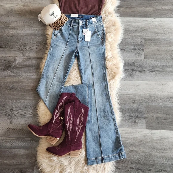 Judy Blue Front Seam Flare Leg Jeans With Thick Bottom Gems Medium Wash - Picture 1 of 6